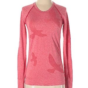 Oiselle Flyte Long Sleeve Top size small- light coral red color